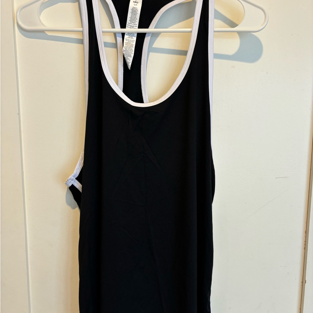 ALO Yoga Black Tank Top Sleeveless Racerback Style